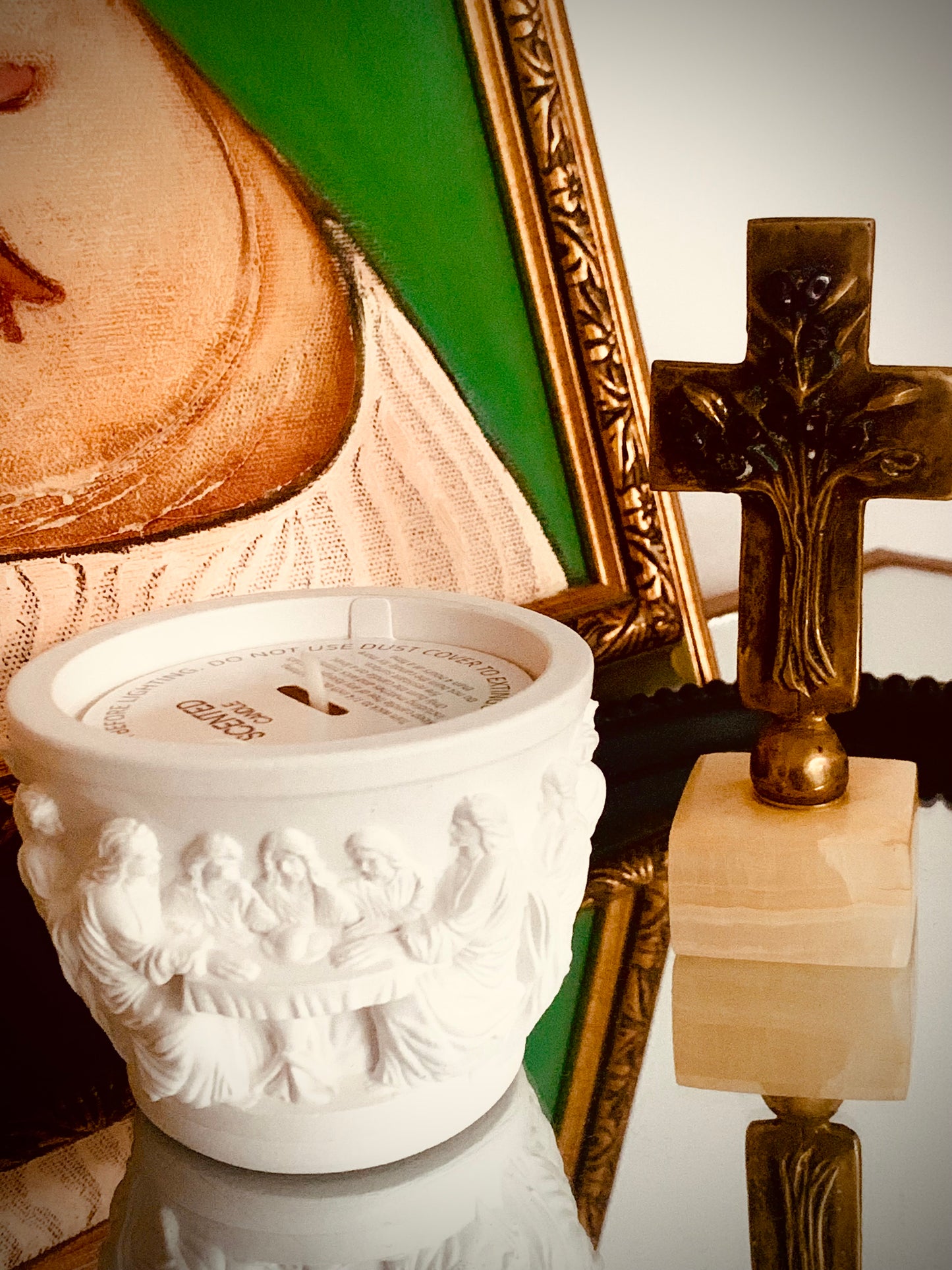 Last Supper Candle: Handmade Gypsum Biblical Relief, Ginger & Spice Scent