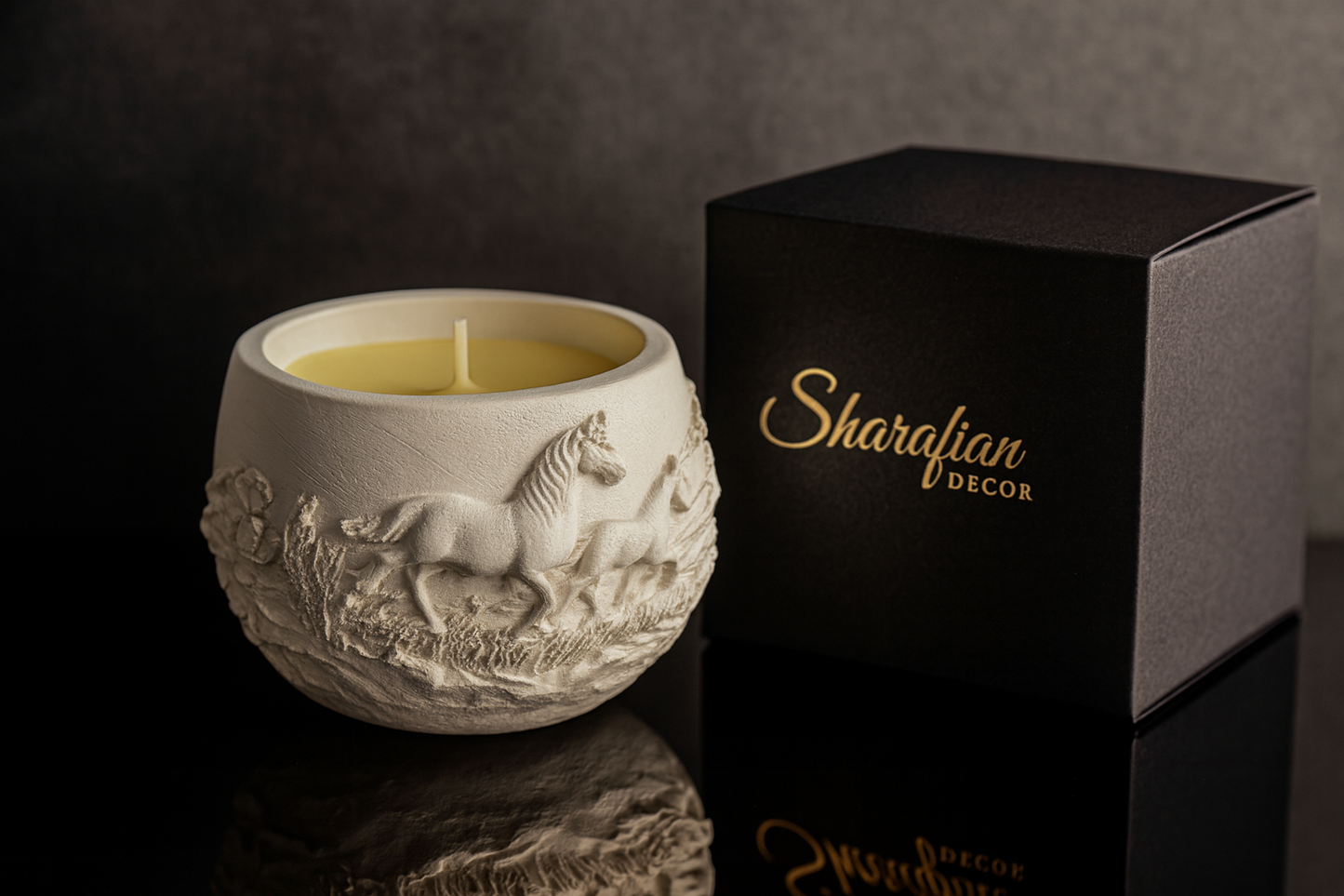 Wild Horses Aroma Candle: Handmade Gypsum Relief, Rustic Home Decor with “Peppermint and Eucalyptus” fragrance.