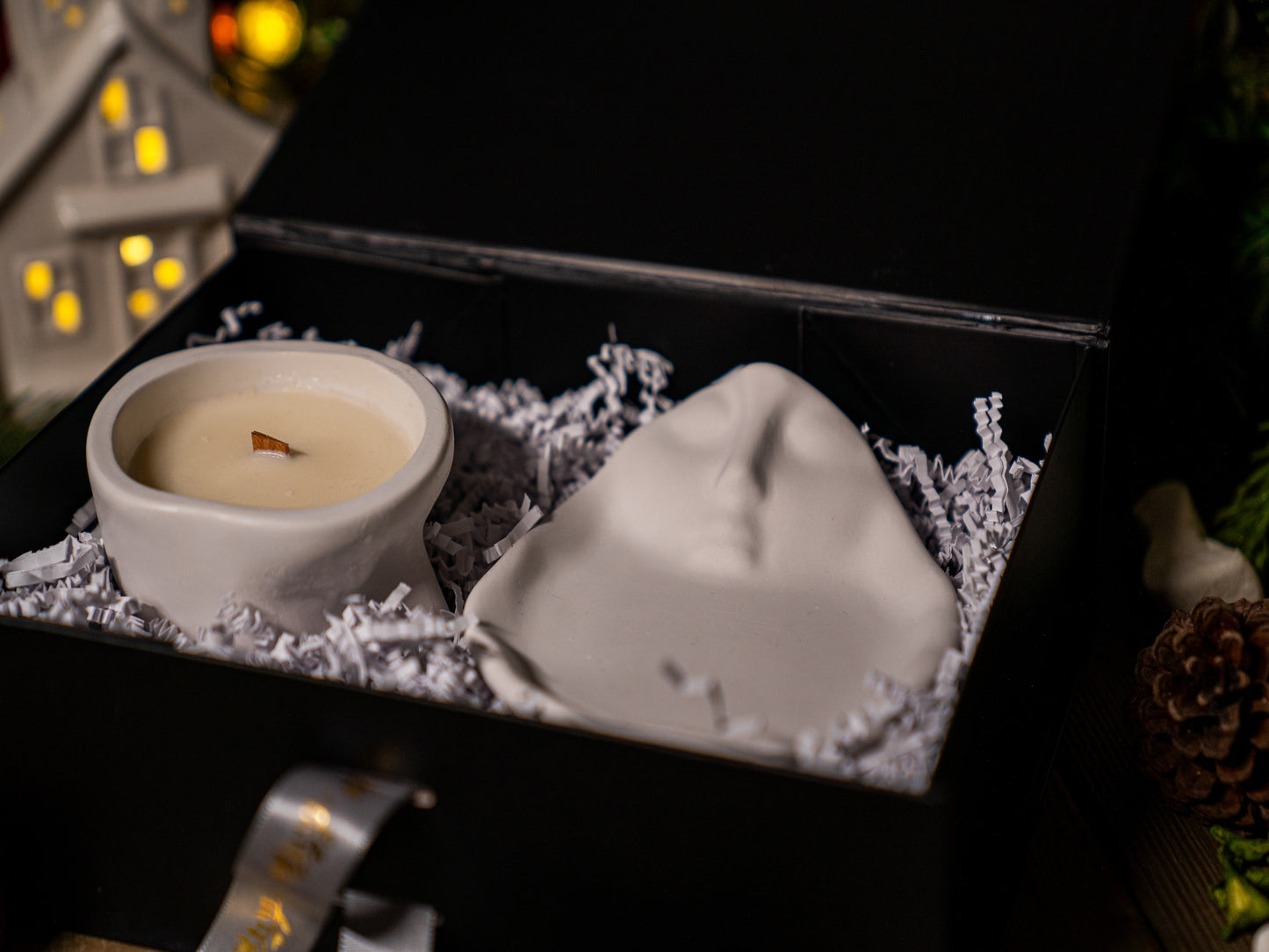 Love is in the air aroma candle