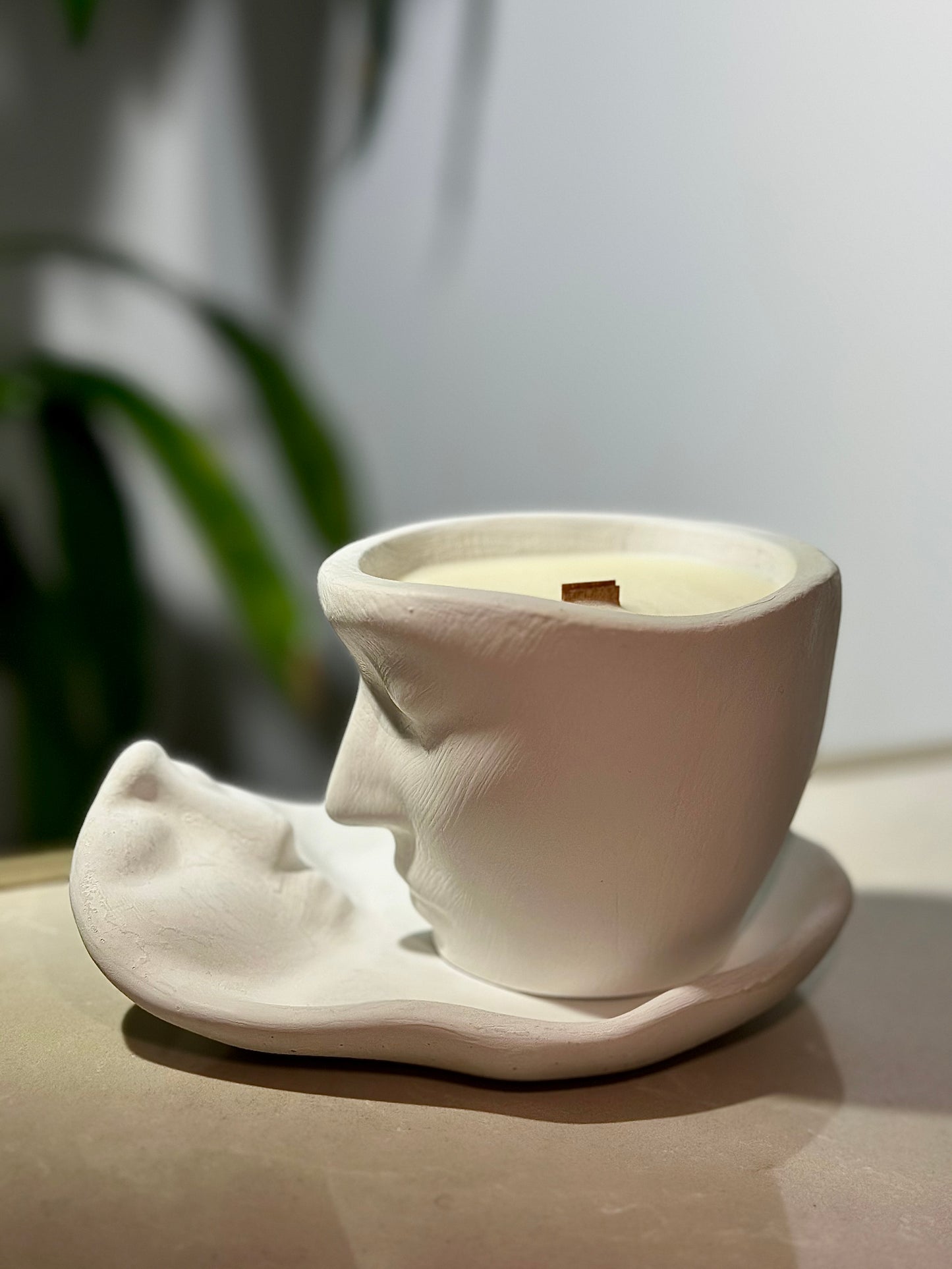 Love is in the air aroma candle